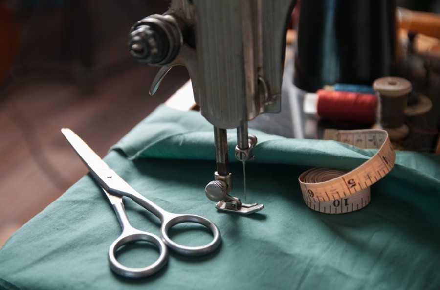 اموزش خیاطی با متر روی پارچه